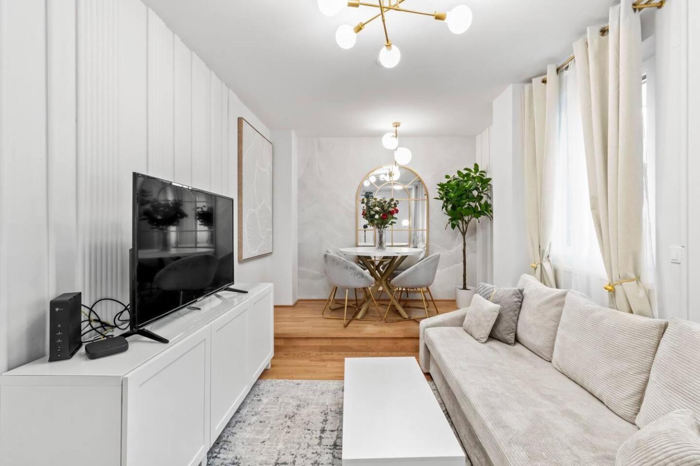 Balkon I Parkplatz I 5 Minuten Zum Einkaufszentrum I Schnelles Wlan Apartment Wien